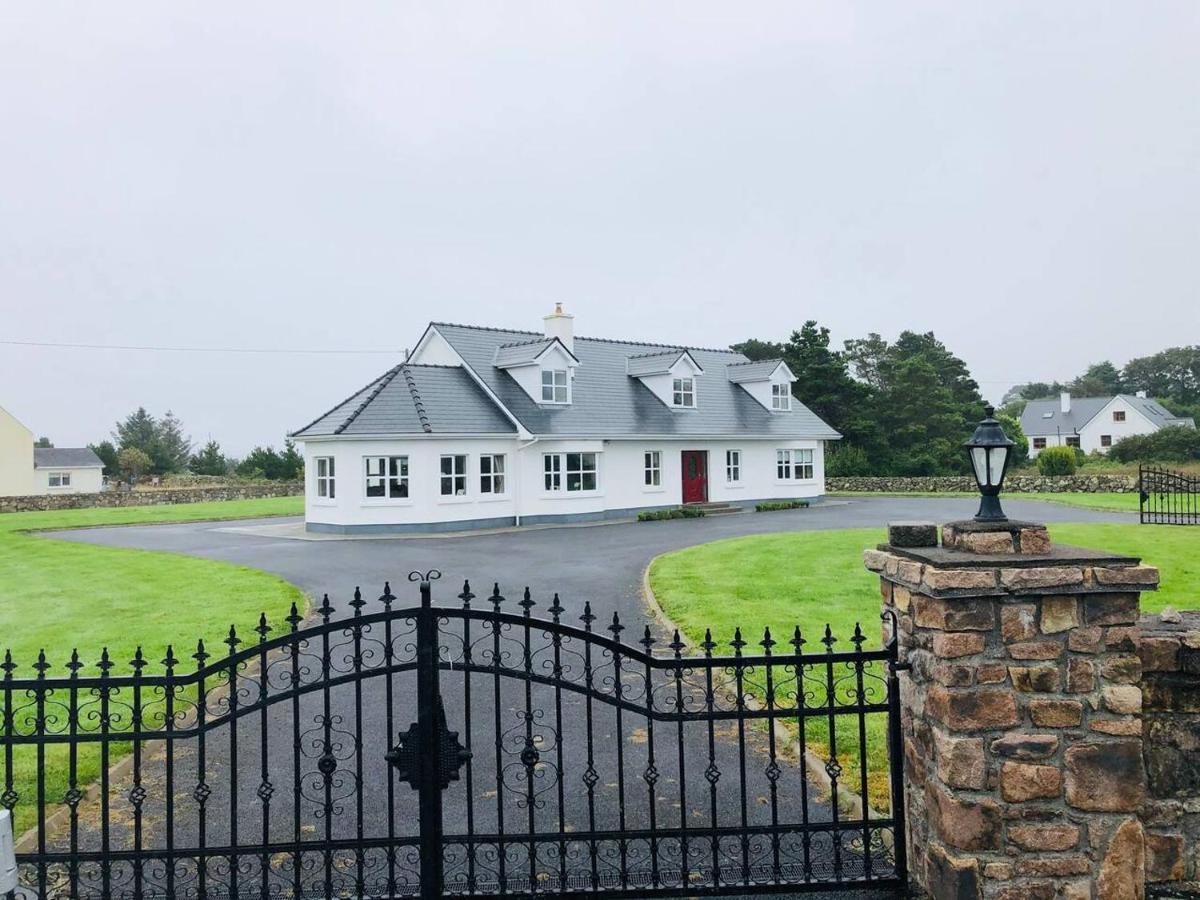 Connemara. 3 Bedroom, 8 Bed, Holiday Home Galway Exterior foto